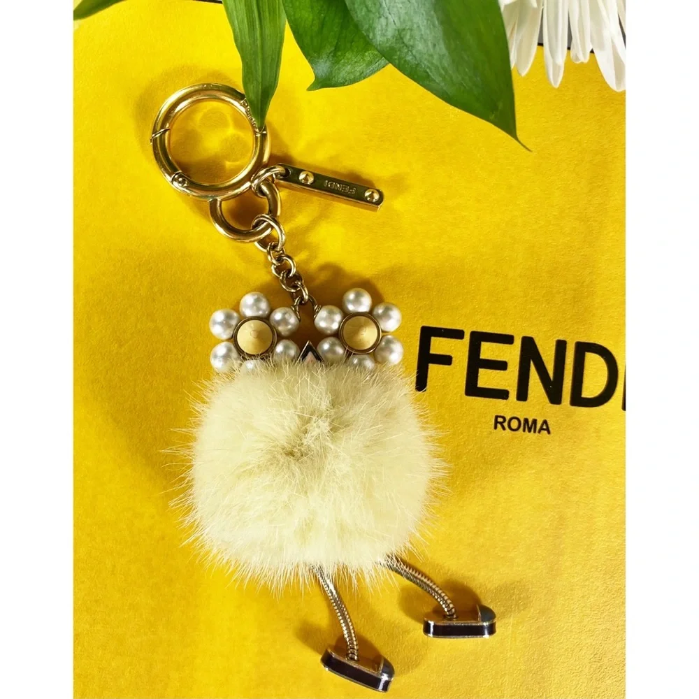 |SOLD| Fendi Witch Junior Rabbit Fur Bag Charm - Picture 5 of 10